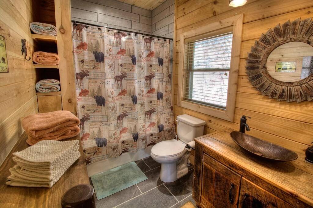 ブライソン・シティ Honeymoon Getaway In Woods Near Noc And Smoky Mtn Rrヴィラ エクステリア 写真